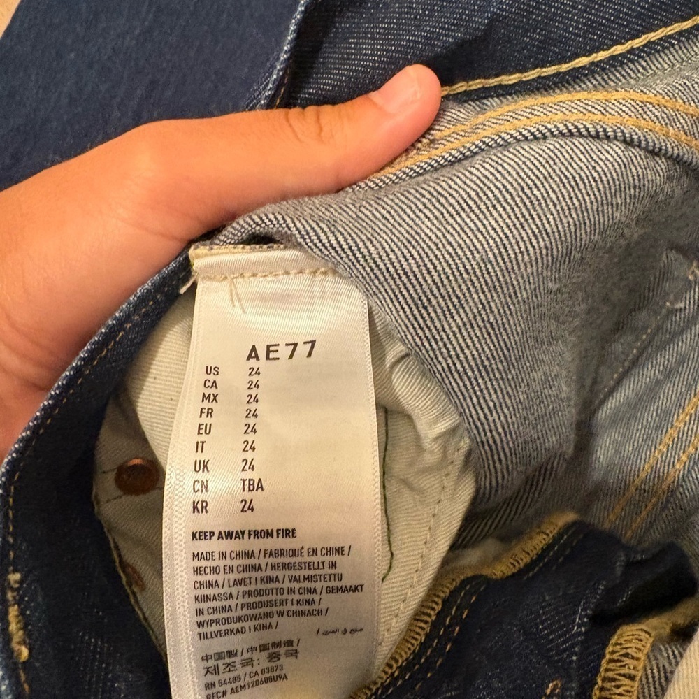 Stovepipe High Dark Blue Women's Jeans - Picture 3 of 8